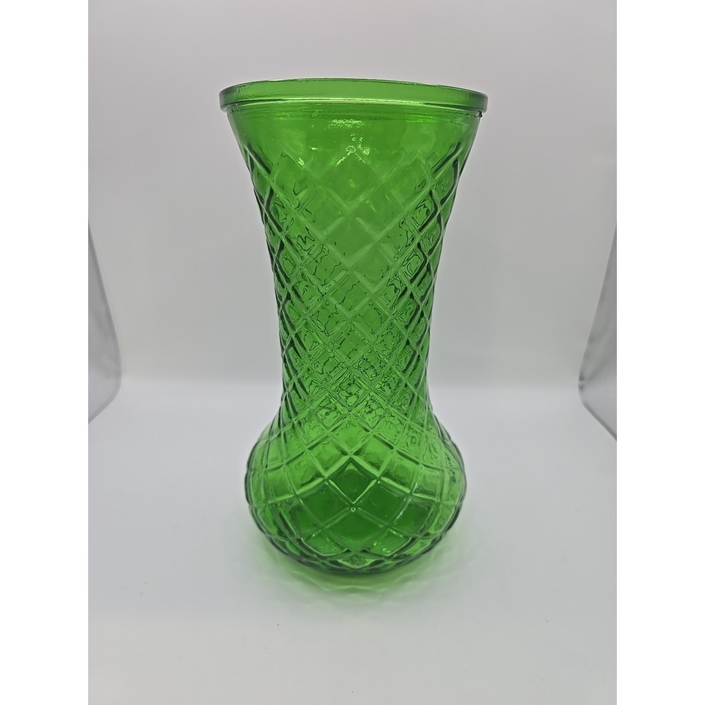 HOOSIER Emerald Green Glass Vase Diamond Point Deign 9 Inches